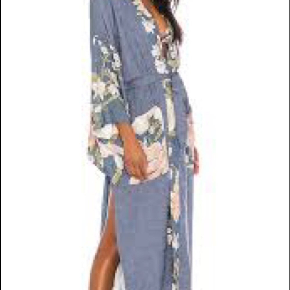 Spell Waterfall Kimono - Picture 4 of 10